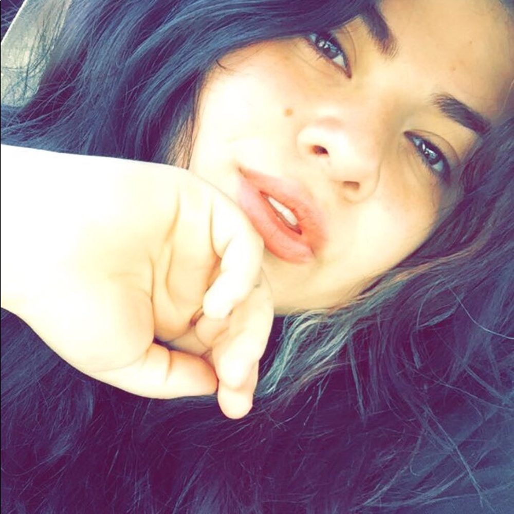 Meet your Posher, Karla